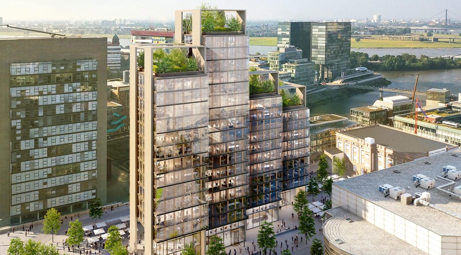 Glänzendes Hochhaus auf einem der letzten freien Grundstücke im Medienhafen