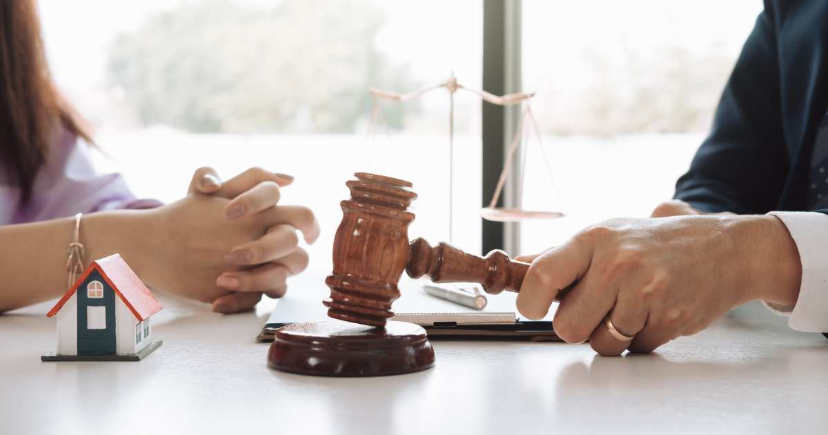 Was bedeutet „reale Grundstücksteilung“ im Exposé? 