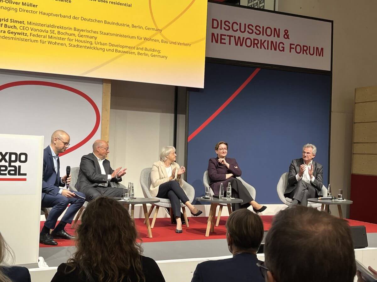 Expo Real 2024 München:  Diskussionsrunde mit Bauministerin Geywitz